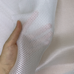 Сетка 3D трехслойная Air mesh 160 гр/м2, цвет Белый (на отрез)  в Чите